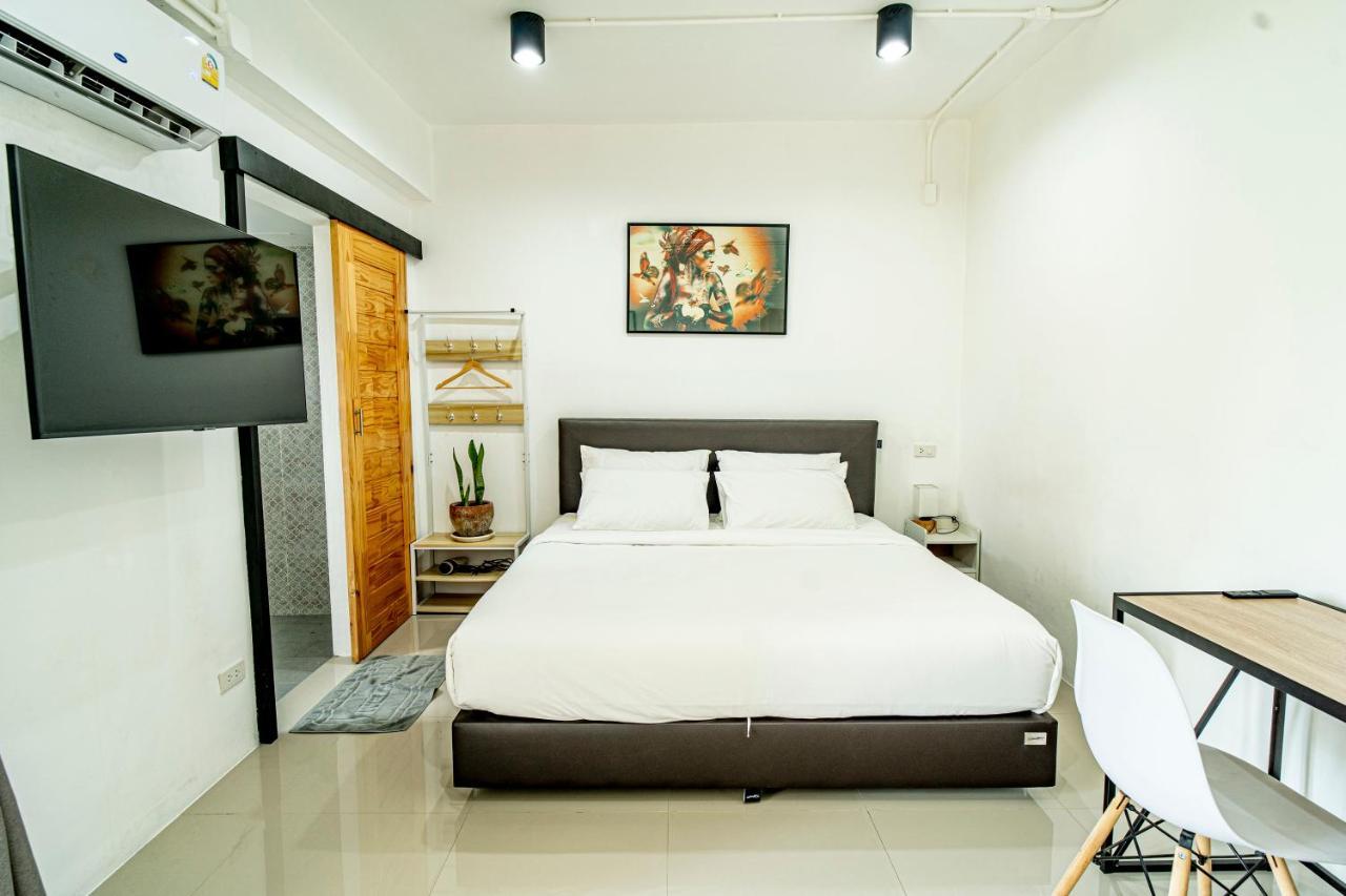 Laewan Guesthouse Baan Tai Zewnętrze zdjęcie
