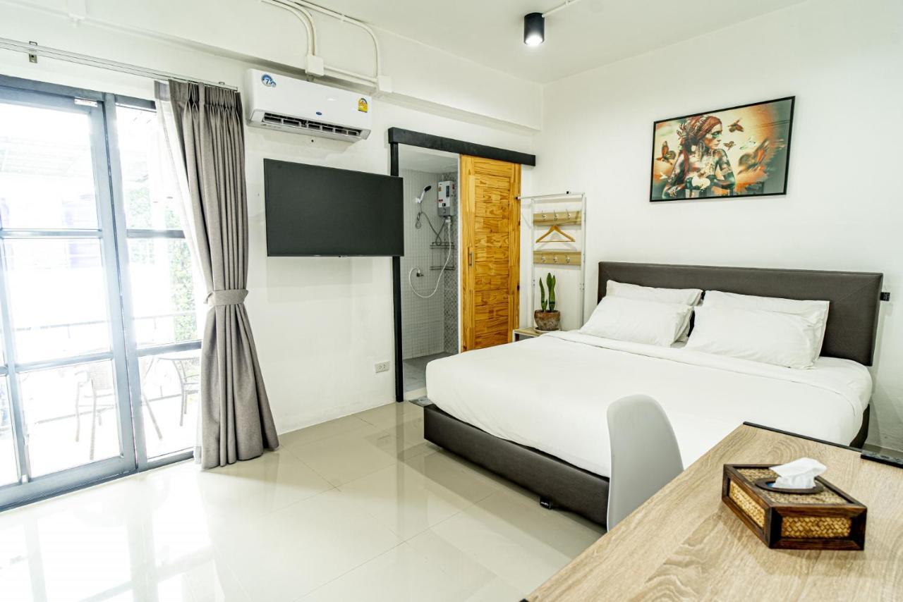 Laewan Guesthouse Baan Tai Zewnętrze zdjęcie