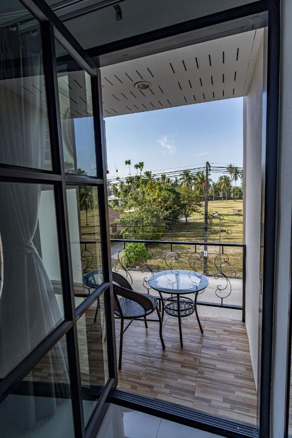 Laewan Guesthouse Baan Tai Zewnętrze zdjęcie