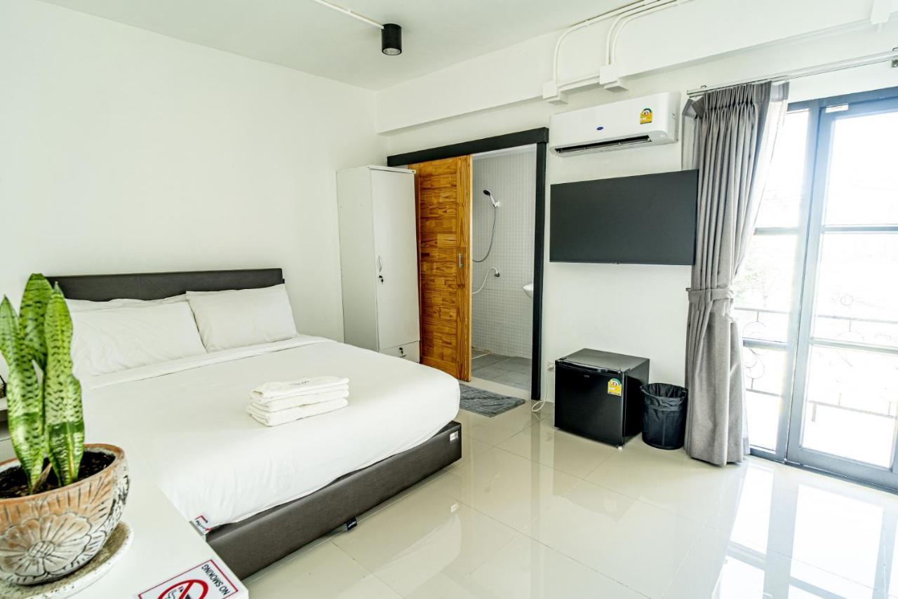 Laewan Guesthouse Baan Tai Zewnętrze zdjęcie